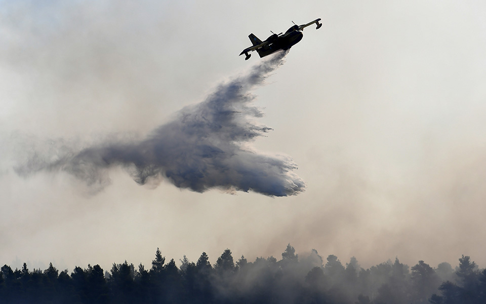 πυρκαγιές-ενισχύεται-ο-στόλος-των-ενα-561811006