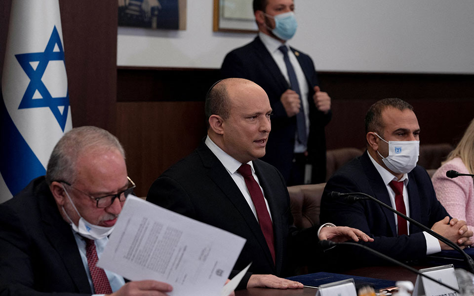 κυβερνητική-κρίση-στο-ισραήλ-η-αφορμή-561796738