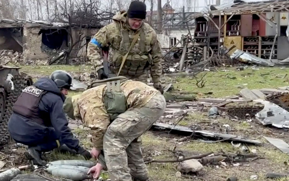 «Ο Πούτιν είναι ανόητος» – Αποκαλυπτικές οι συνομιλίες Ρώσων φαντάρων για έναν στρατό σε σύγχυση-8