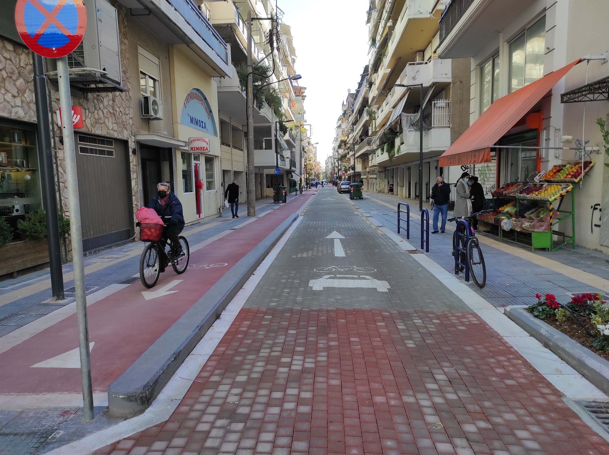 η-λάρισα-περπατάει-κάνει-ποδήλατο-αλλ-561830683