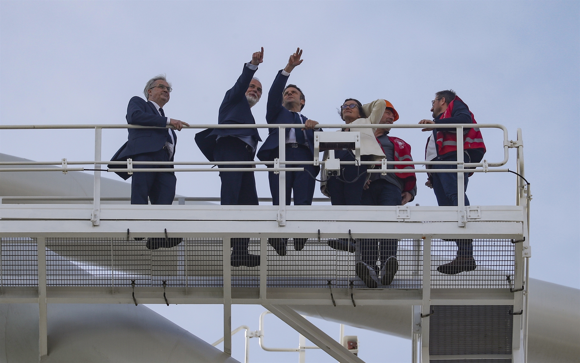 γαλλικές-εκλογές-υπαρξιακές-αγωνίες-561815074