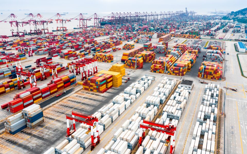 σαγκάη-έμφραγμα-στις-εξαγωγές-λόγω-lo-561829621