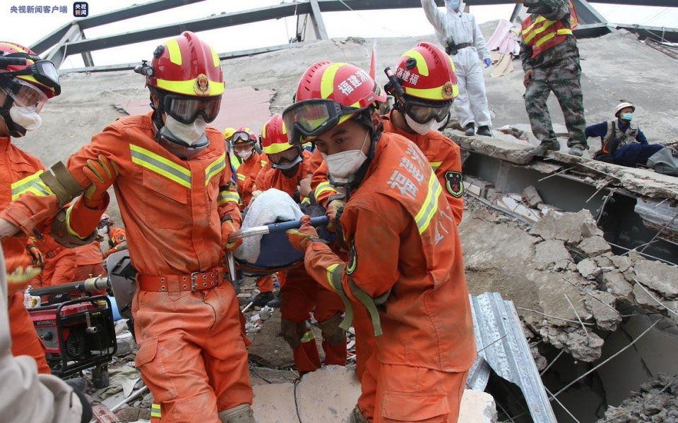 κατάρρευση-πολυκατοικίας-στην-κίνα-δ-561835624