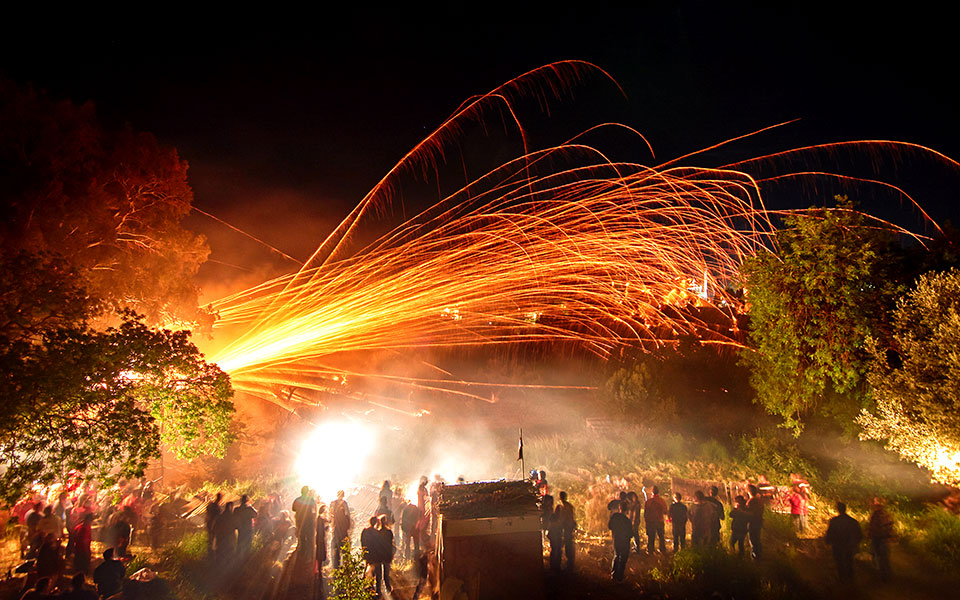 Πάσχα στο Βορειοανατολικό Αιγαίο με μοναδικές παραδόσεις-2