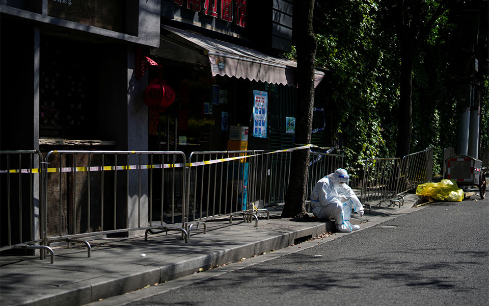 κορωνοϊός-σαγκάη-οργή-για-τη-λογοκρ-561826294