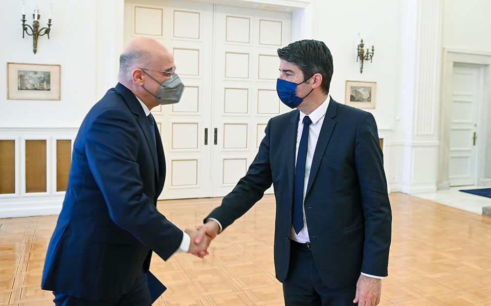 νίκος-δένδιας-ενημέρωσε-τον-γάλλο-πρέ-561831907