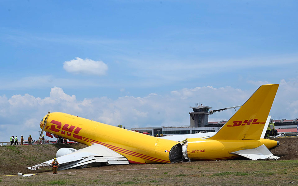 κόστα-ρίκα-αεροσκάφος-της-dhl-κόπηκε-στα-561800038