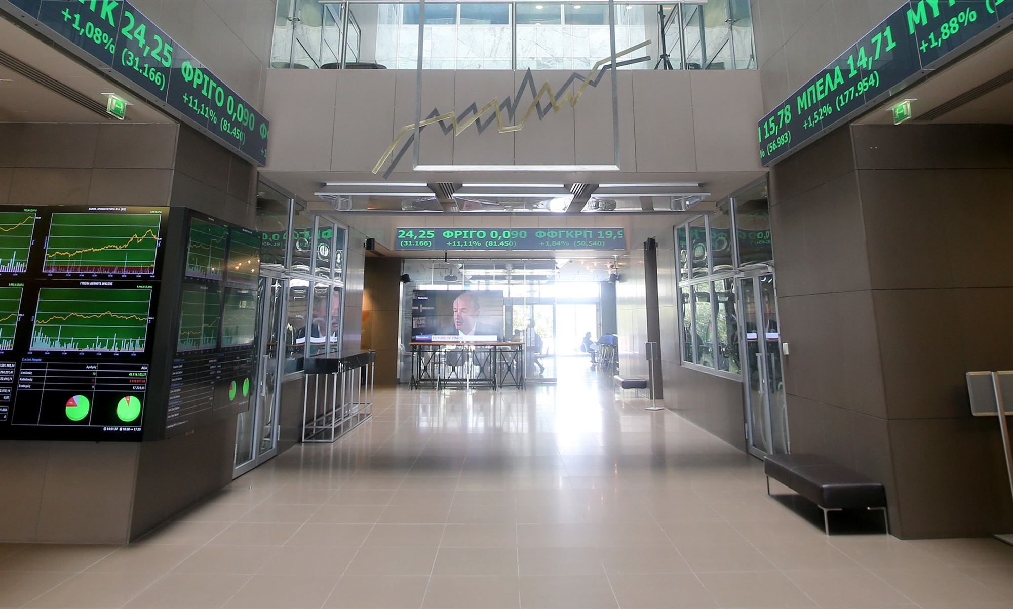 εκτόξευση-τζίρου-και-γενικού-δείκτη-σ-561822541