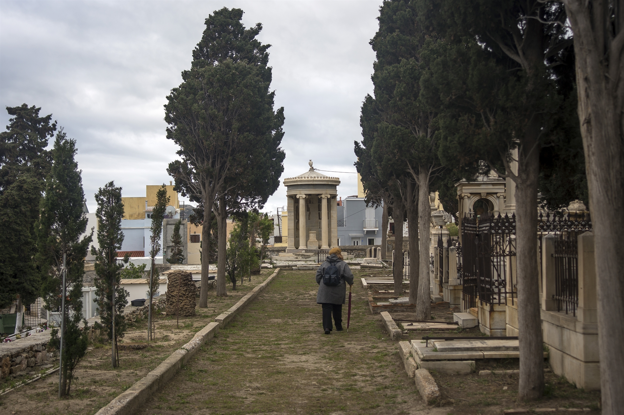 το-α-νεκροταφείο-της-ερμούπολης-561825274