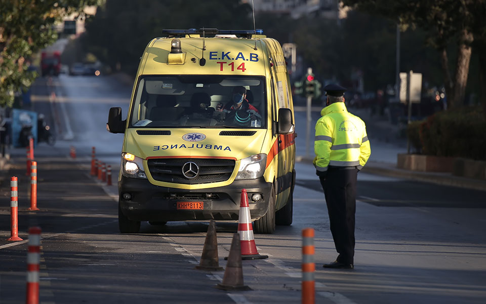 κρήτη-νεαρός-έπεσε-από-μπαλκόνι-δια-561817192