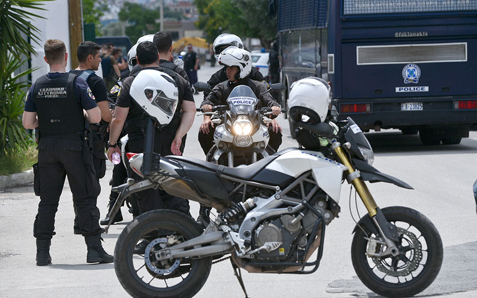 θεσσαλονίκη-συλλήψεις-μελών-συμμορί-561808978