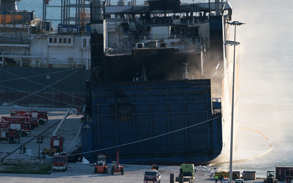 euroferry-olympia-oλοκληρώθηκε-η-απάντληση-των-καυσί-561813559