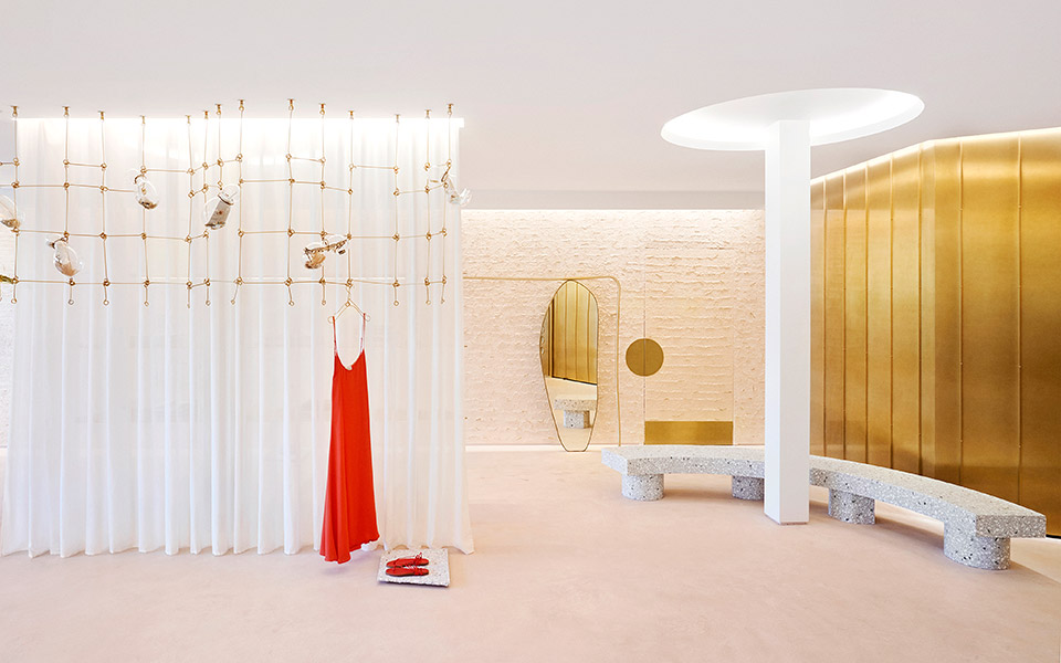 πρώτη-μπουτίκ-στις-ηπα-για-τον-οίκο-forte-forte-561807424