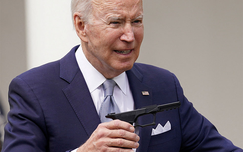 ηπα-ο-μπάιντεν-βάζει-στο-στόχαστρο-τα-561805624