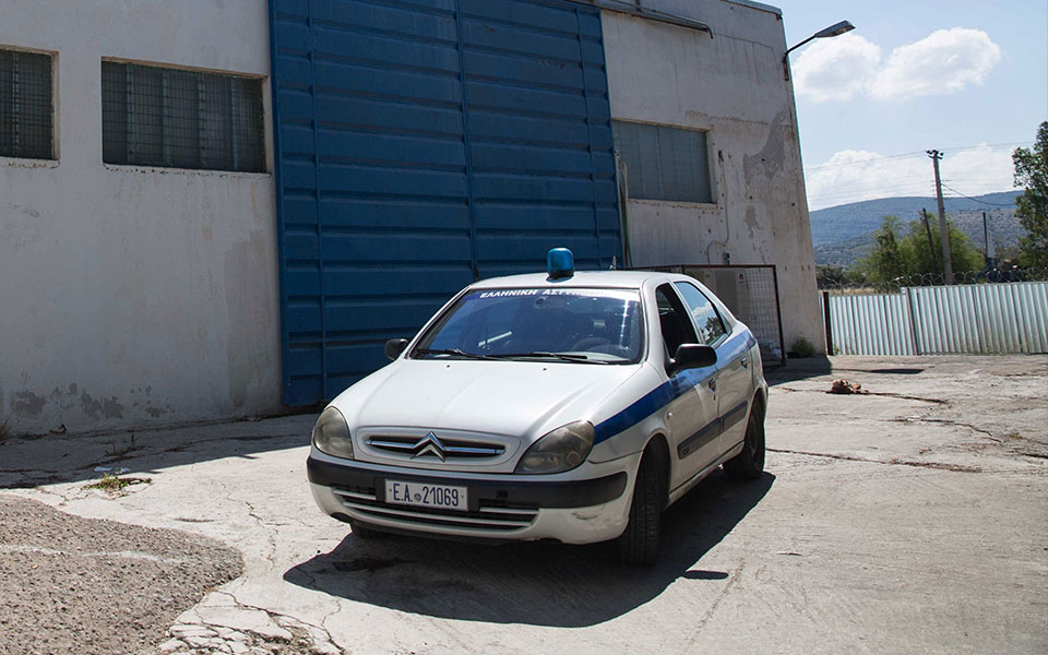 στη-δημοσιότητα-τα-στοιχεία-των-μελών-561822610