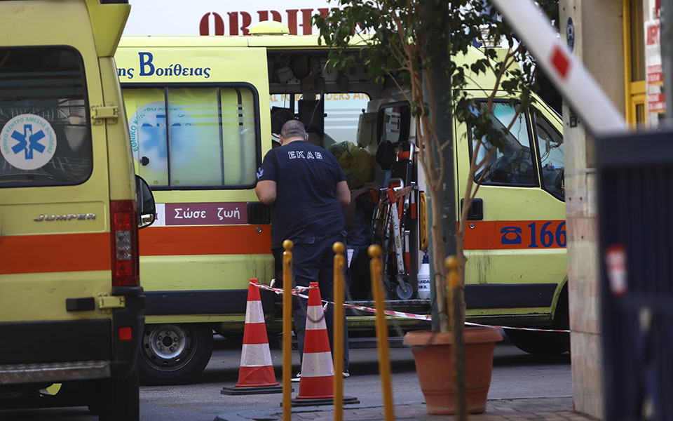 κρήτη-διασωληνωμένος-στη-μεθ-29χρονος-έ-561829516