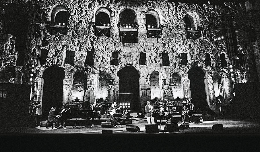 Δημήτρης Μητροπάνος: Δέκα χρόνια, δέκα άγνωστες ιστορίες – Φίλοι και συνεργάτες τον θυμούνται-8