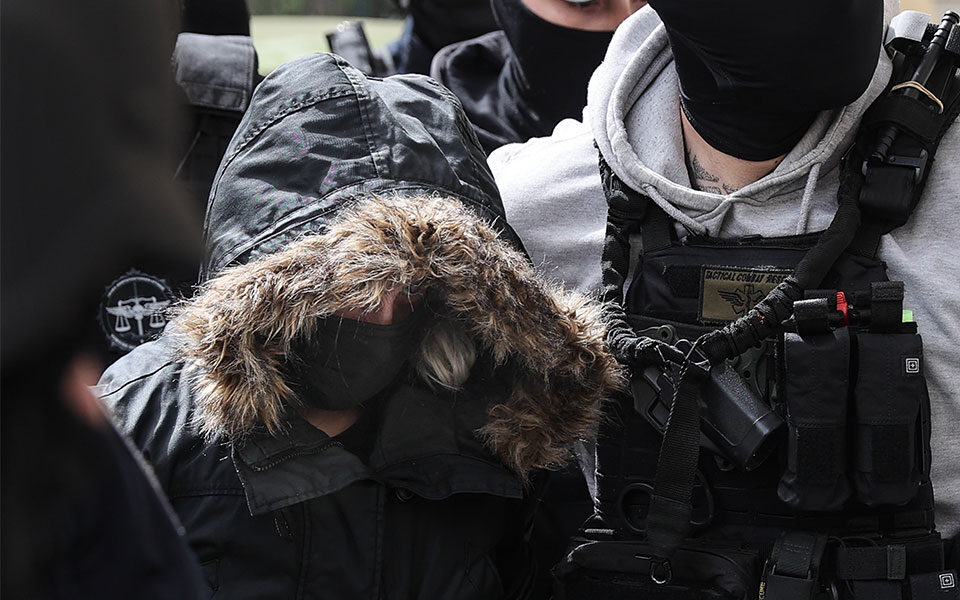 εντολή-για-ανάσυρση-του-τάμπλετ-της-τζ-561800356