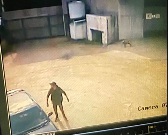 Στο στόχαστρο κακοποιών τα οχήματα του Δήμου Ρέντη – Ντοκουμέντα από τη δράση τους-1