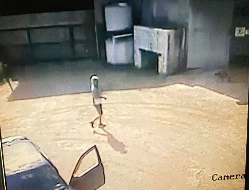 Στο στόχαστρο κακοποιών τα οχήματα του Δήμου Ρέντη – Ντοκουμέντα από τη δράση τους-2