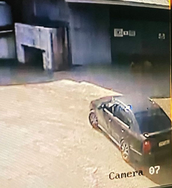 Στο στόχαστρο κακοποιών τα οχήματα του Δήμου Ρέντη – Ντοκουμέντα από τη δράση τους-3