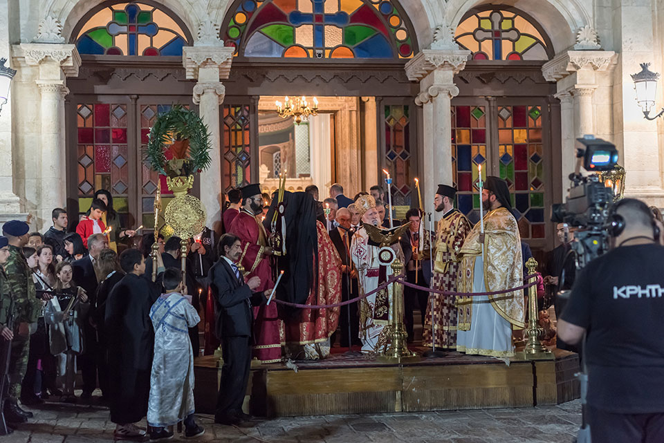 Πάσχα στην Κρήτη: Ξεχωριστά έθιμα, μοναδική κουζίνα-3