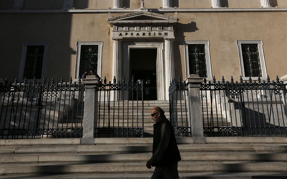 αναδρομικά-νέα-δίκη-στο-στε-για-συνταξ-561793012