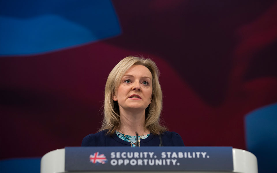 λιζ-τρας-για-ουκρανία-οι-καταγγελίες-γ-561792124