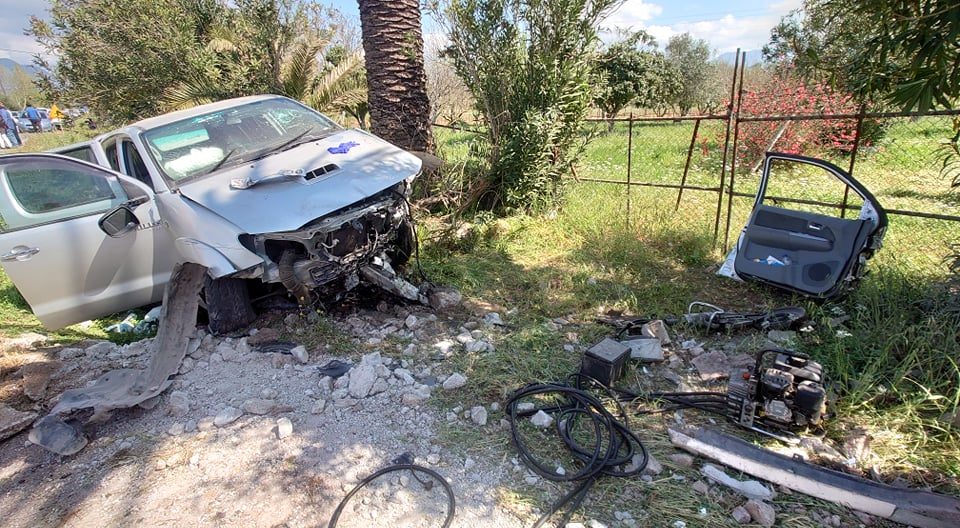 Μεσσηνία: Σοβαρό τροχαίο στην Τρίοδο – Τραυματισμένος ο οδηγός-2