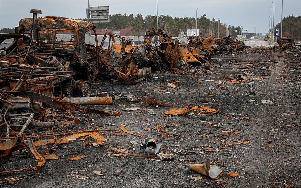 μπ-τζόνσον-προς-ρώσους-μοιραστείτε-τη-561795454