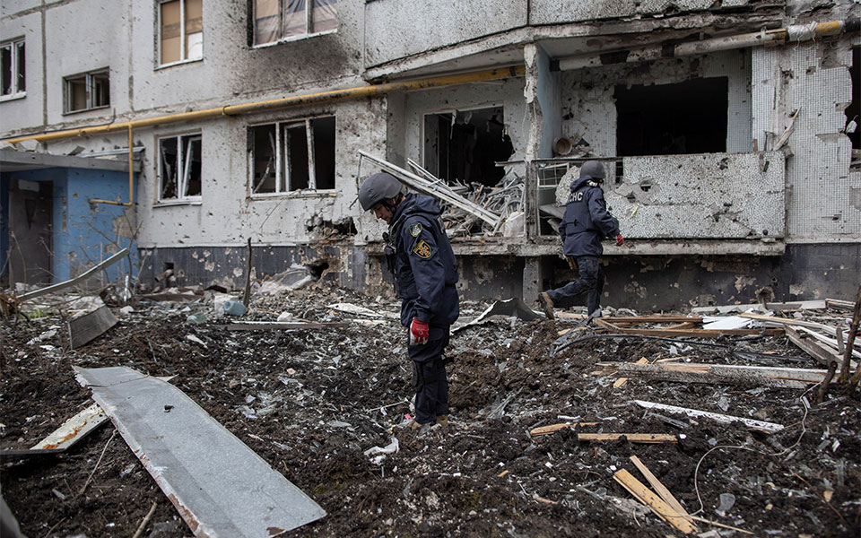 ουκρανία-ρωσία-νόμιμοι-στρατιωτικ-561809434