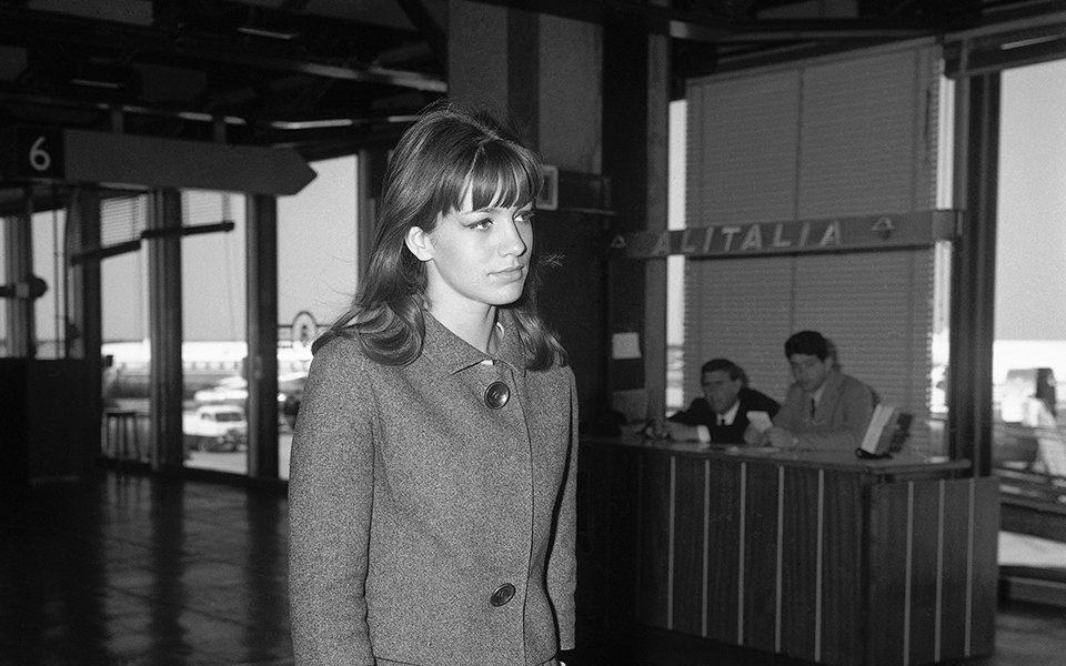 πέθανε-η-κατρίν-σπάακ-η-αιώνια-έφηβη-τ-561817828