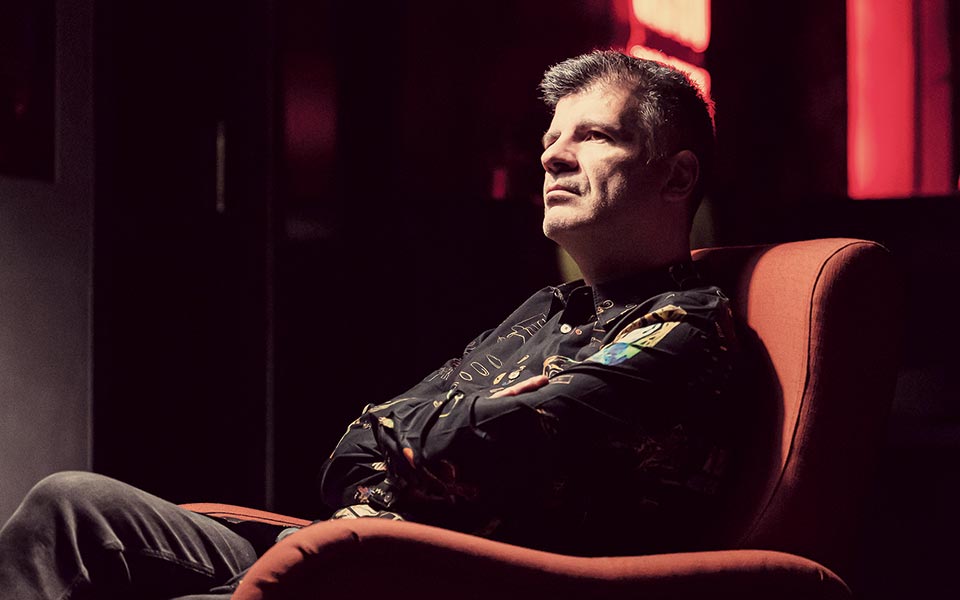 τι-κρατάμε-από-το-νέο-άλμπουμ-του-φοίβο-561838036