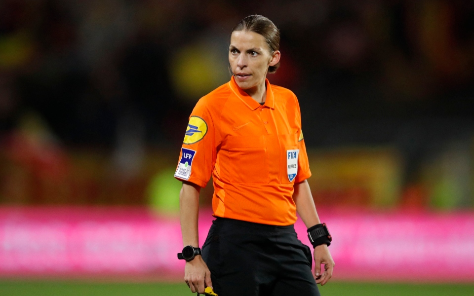 μουντιάλ-2022-για-πρώτη-φορά-με-γυναίκες-δ-561867664