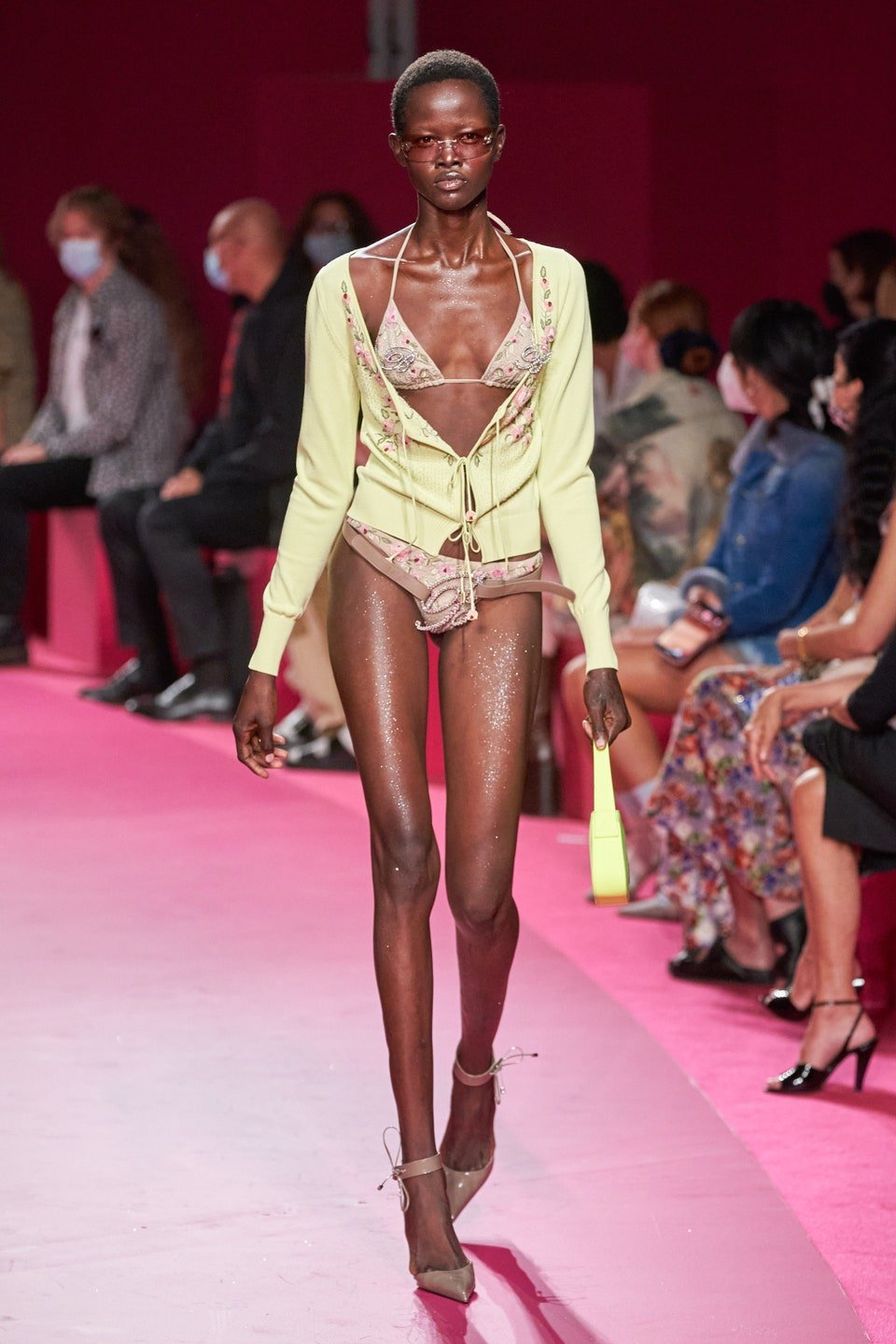 Μαγιό: Οι 4 μεγαλύτερες τάσεις για το καλοκαίρι 2022-3