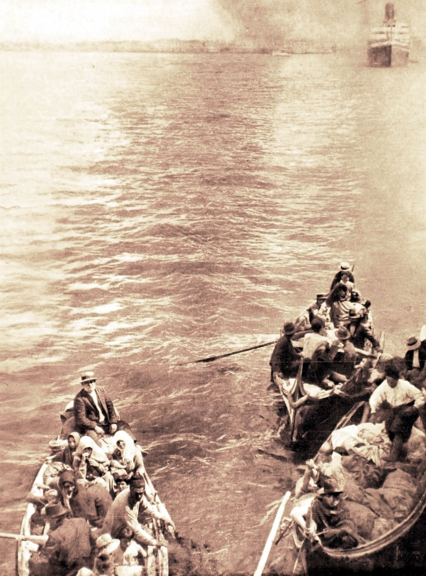 1922 – Τα Αναπάντητα Ερωτήματα της Καταστροφής: Πώς ξεκίνησε η τραγωδία στην προκυμαία της Σμύρνης-5