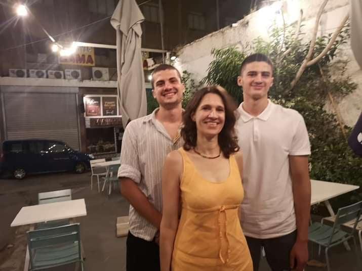 Οι μαμάδες της διπλανής πόρτας-4