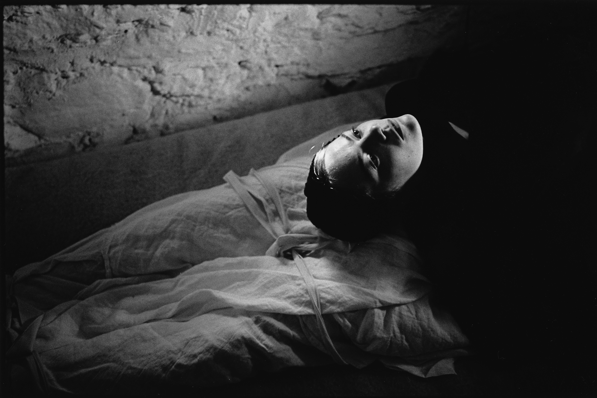 Έμα Στόουν: «Είναι μεγάλο δώρο να δουλεύω με τον Γιώργο» – «Βληχή», ένα βέλασμα για μια βωβή ταινία-1