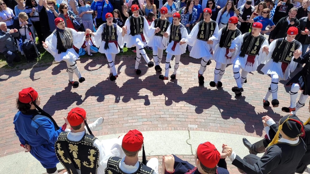 χιλιάδες-ομογενείς-έδωσαν-το-παρών-561841186