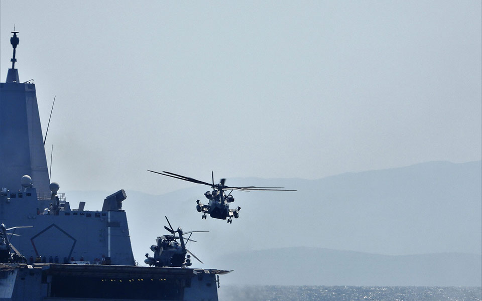 Συνεκπαίδευση μονάδων των Ενόπλων Δυνάμεων με το «USS Arlington» των ΗΠΑ (εικόνες)-6