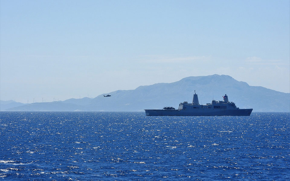 Συνεκπαίδευση μονάδων των Ενόπλων Δυνάμεων με το «USS Arlington» των ΗΠΑ (εικόνες)-10