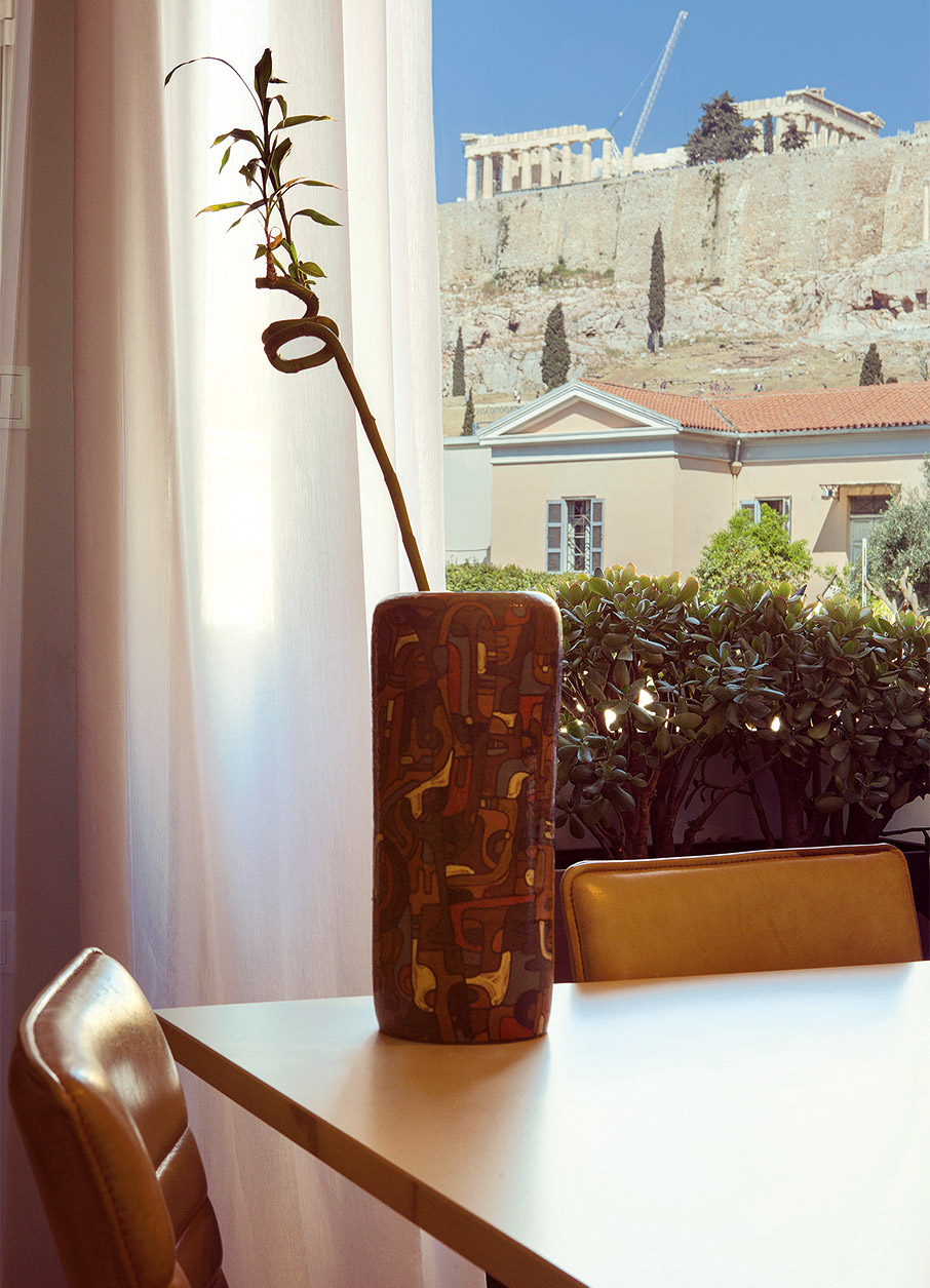 My Space: Χριστίνα Κοντοβά, πώς είναι να βλέπεις την Ακρόπολη από το σαλόνι σου;-4