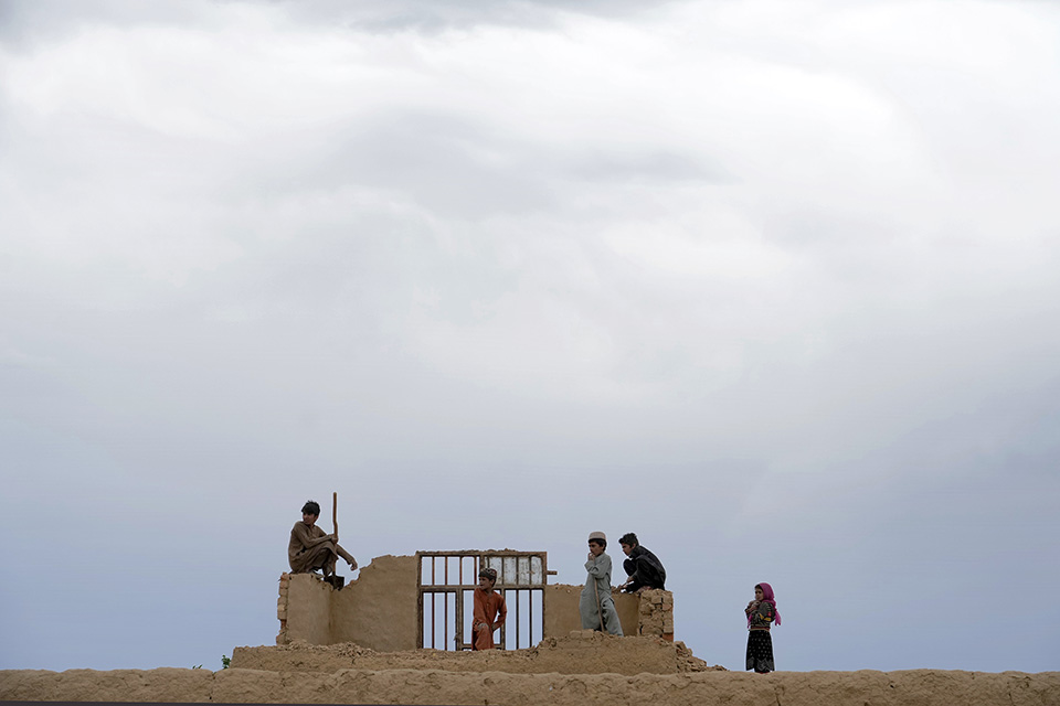 στα-ερείπια-της-καμπούλ-561838996