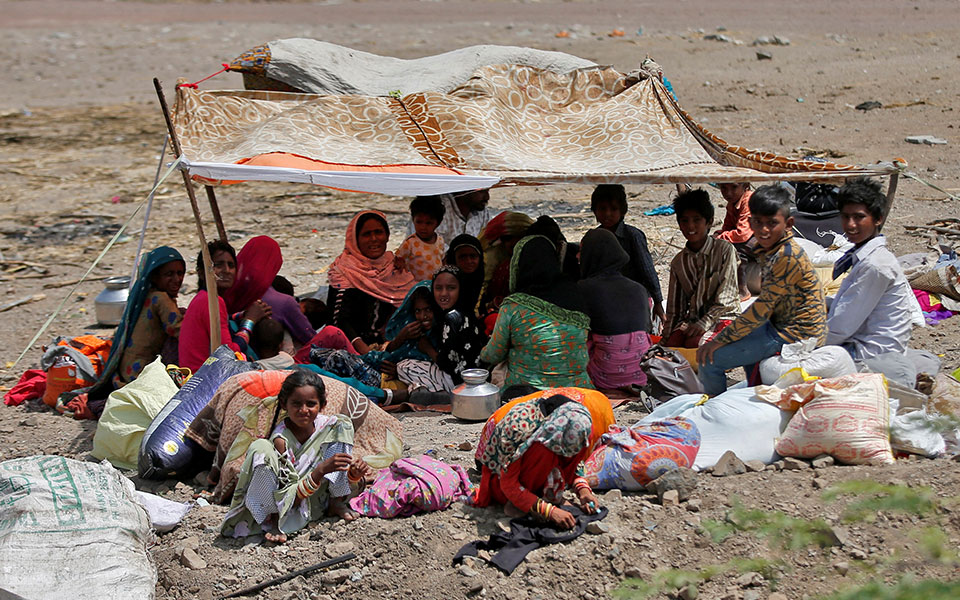 ινδία-δεκάδες-νεκροί-λόγω-του-καύσωνα-561838540