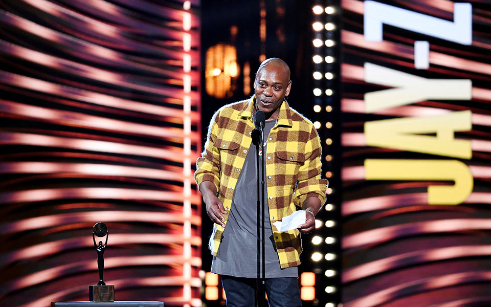 ντέιβ-σαπέλ-επίθεση-πάνω-στη-σκηνή-δέχ-561840439