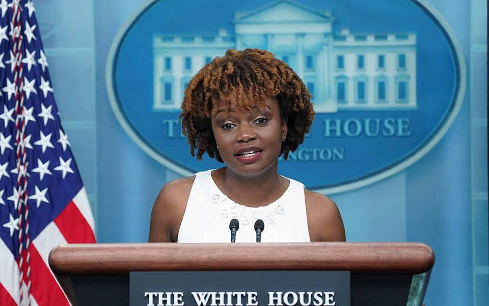 καρίν-ζαν-πιερ-είμαι-ότι-μισεί-ο-τραμ-561844336