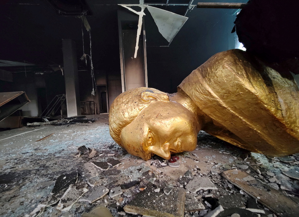 σρι-λάνκα-ορκίστηκε-νέος-πρωθυπουργό-561855661