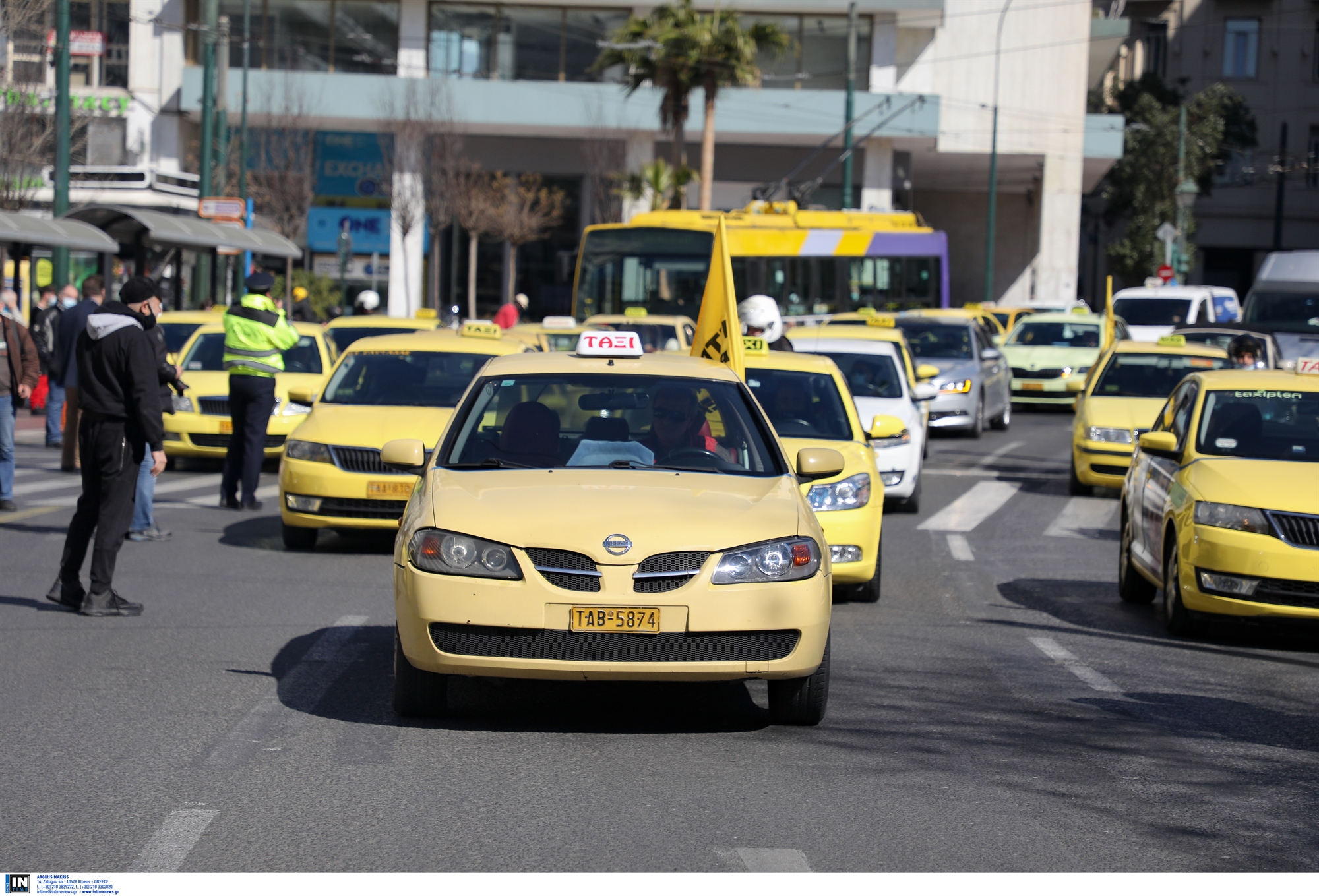 οδηγοί-ταξί-ζητούν-μέτρα-ενίσχυσης-γι-561862384