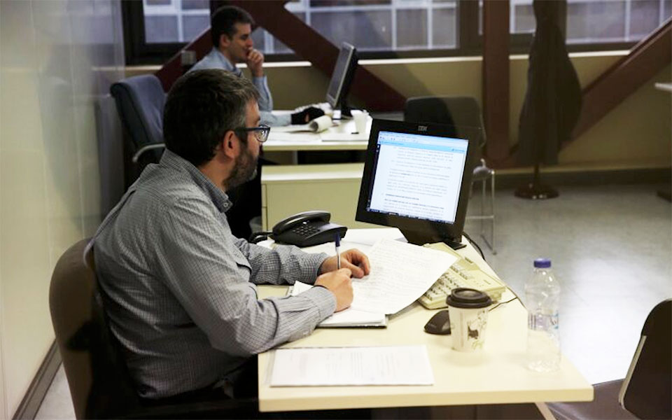 δημόσιο-σε-544-από-2-691-οι-ειδικότητες-εξορ-561878821