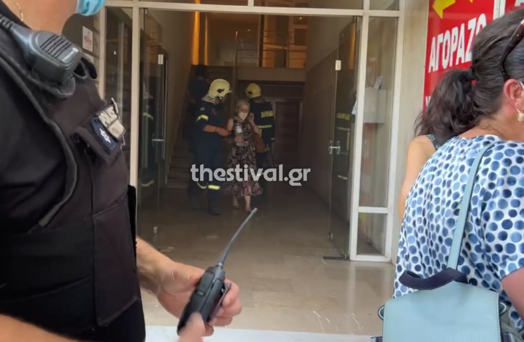 Φωτιά στο Βιοτεχνικό Επιμελητήριο Θεσσαλονίκης-2